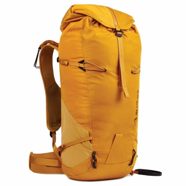 Blue Ice Firecrest 28L /arrow Bois 1